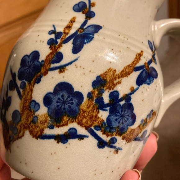 Ceramic Pitcher Vase - Picture 4 of 4